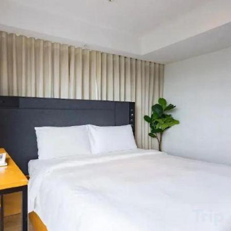 Hmlet Austin Avenue Hotel Hong Kong Exterior photo